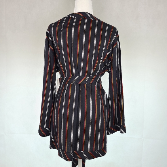 NEW-Billabong Secret tells Wrap Top - Picture 7 of 11